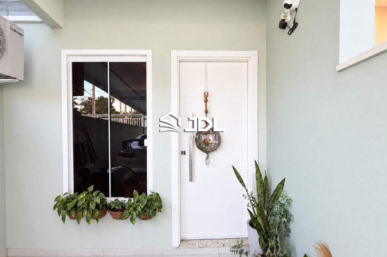 Casa à venda no bairro Velha: