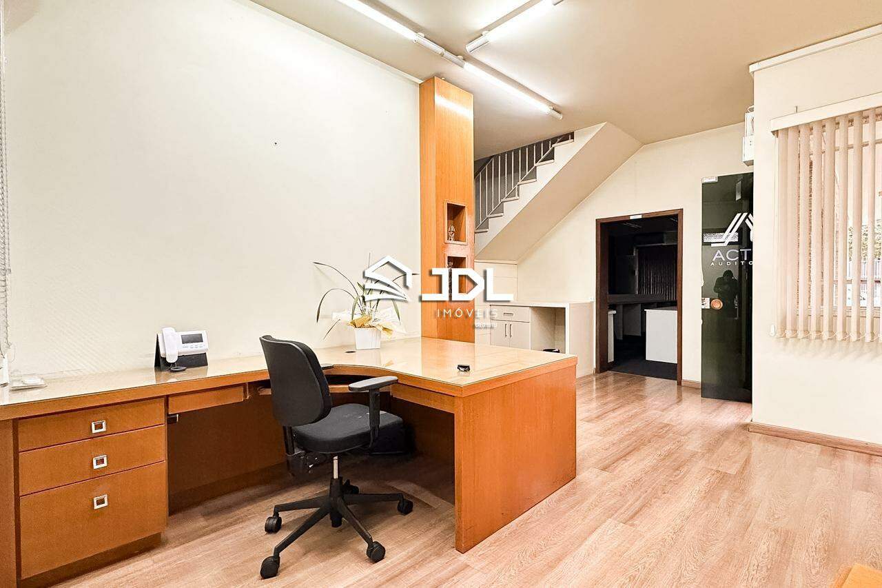 Casa à venda no bairro Ponta Aguda: 
