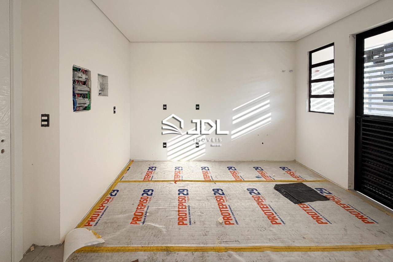 Apartamento à venda no bairro Ponta Aguda: 