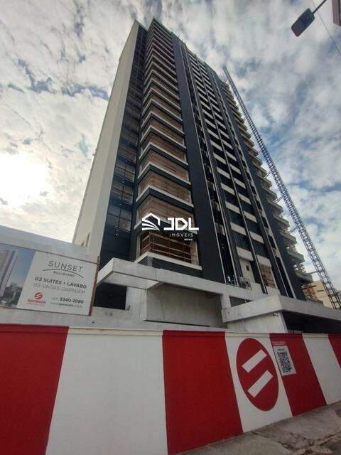 Apartamento à venda no bairro Ponta Aguda: 