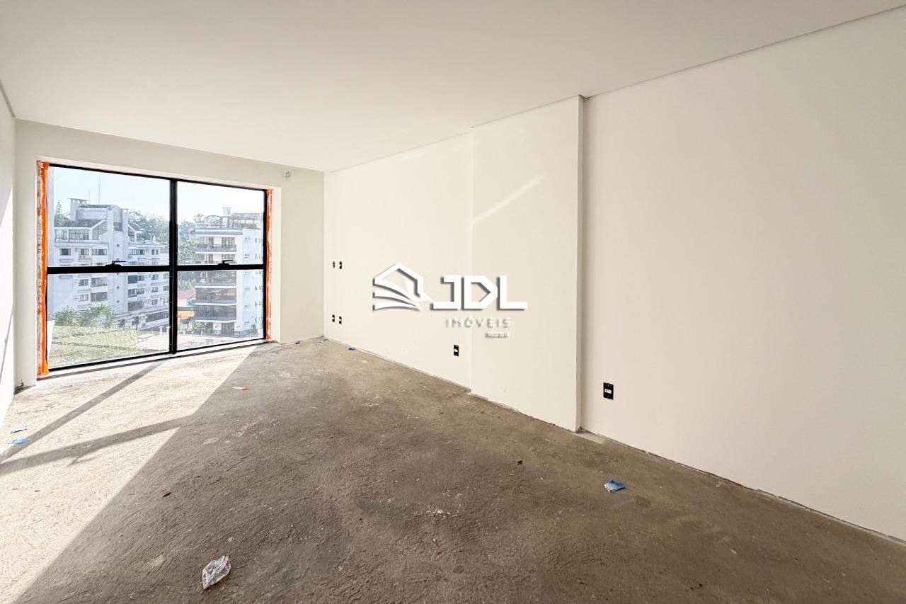 Apartamento à venda no bairro Ponta Aguda: 