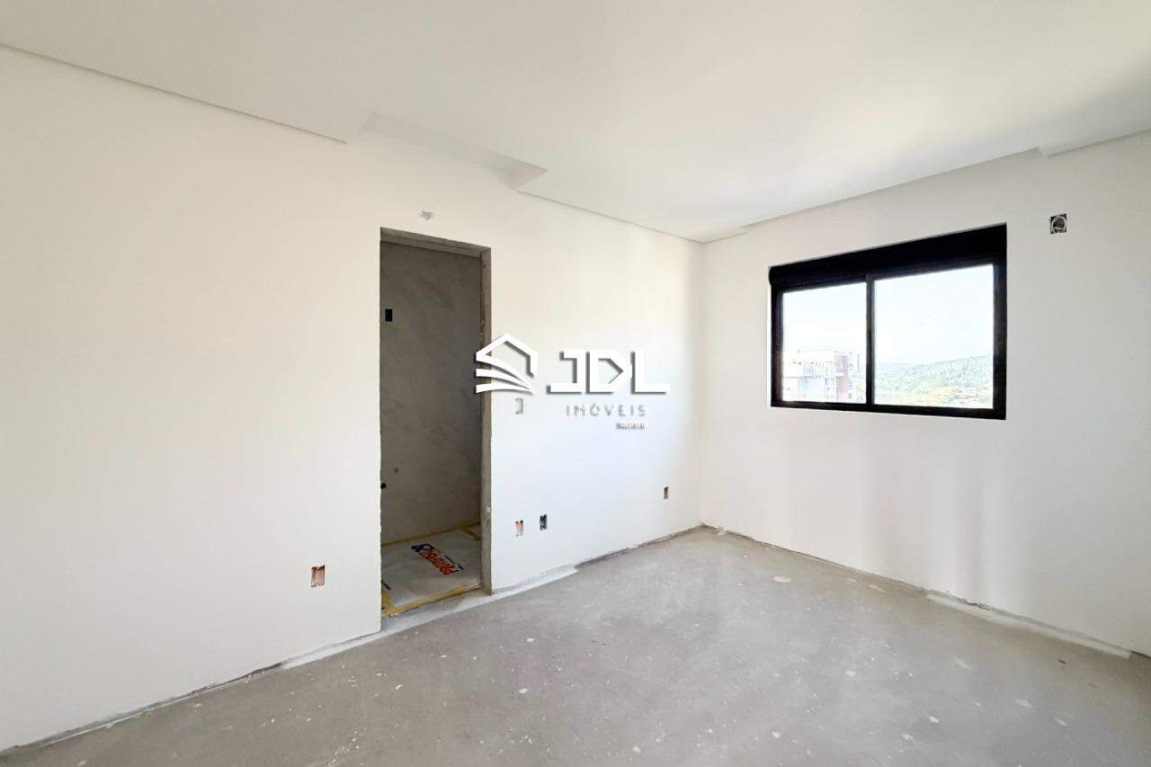 Apartamento à venda no bairro Ponta Aguda: 