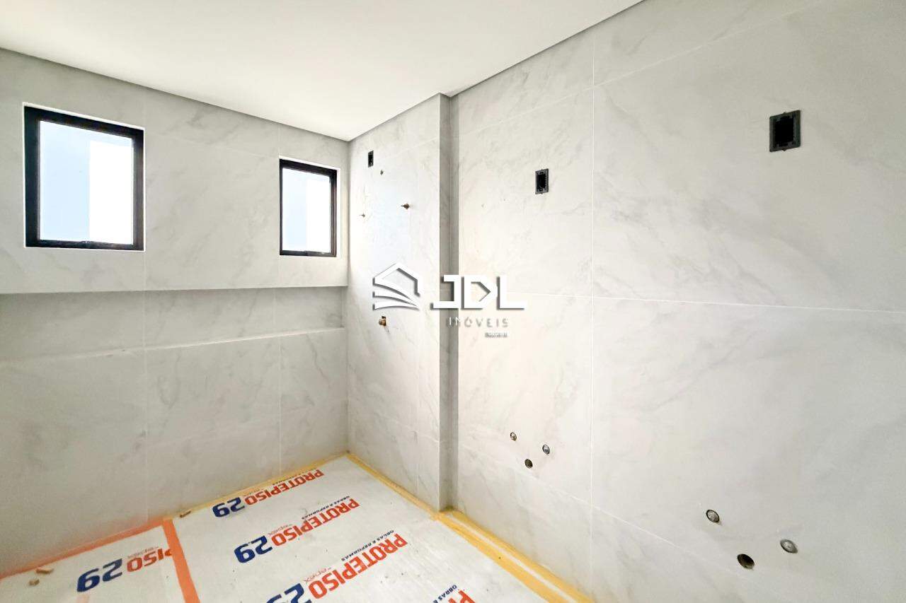 Apartamento à venda no bairro Ponta Aguda: 