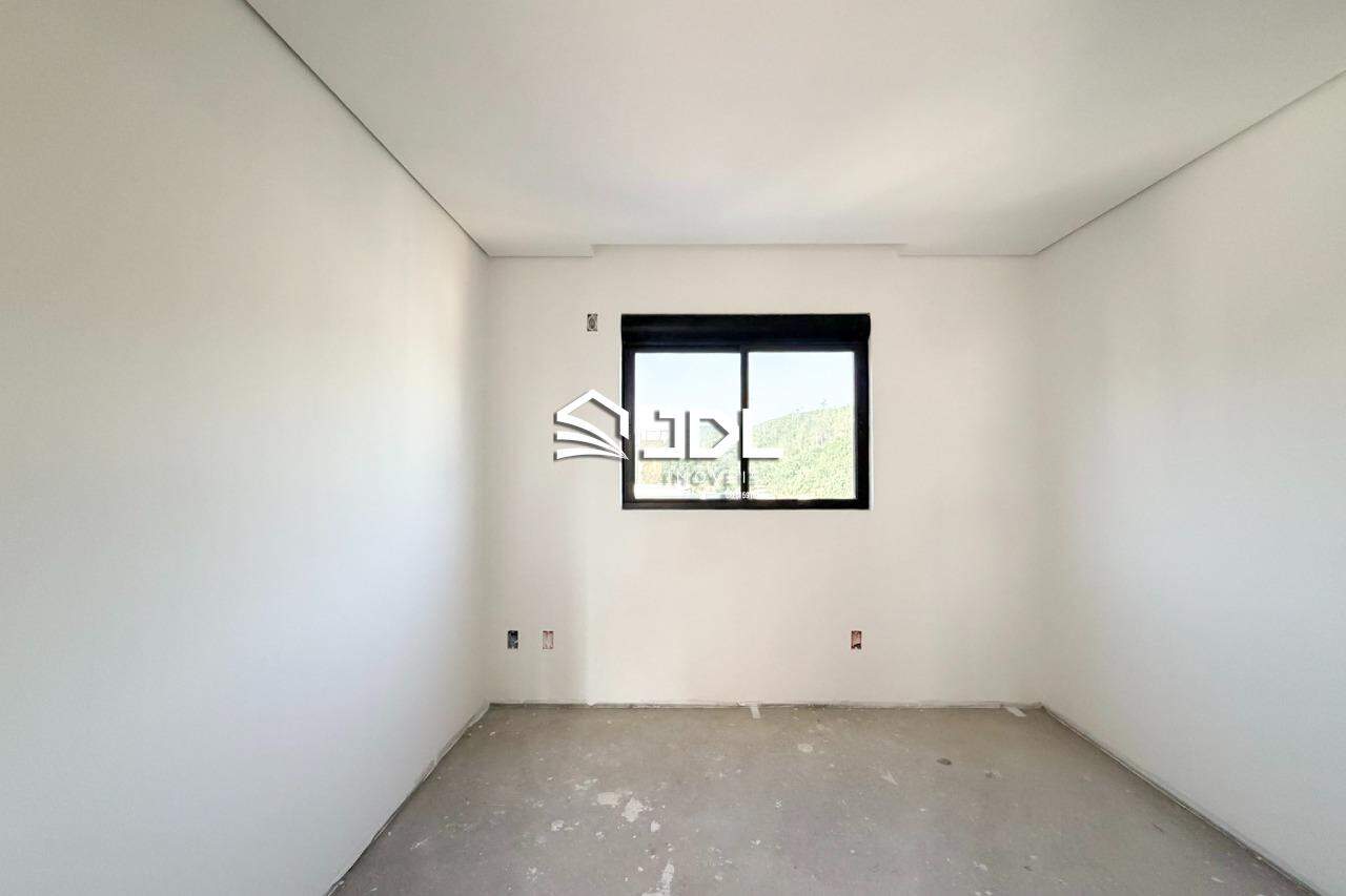 Apartamento à venda no bairro Ponta Aguda: 