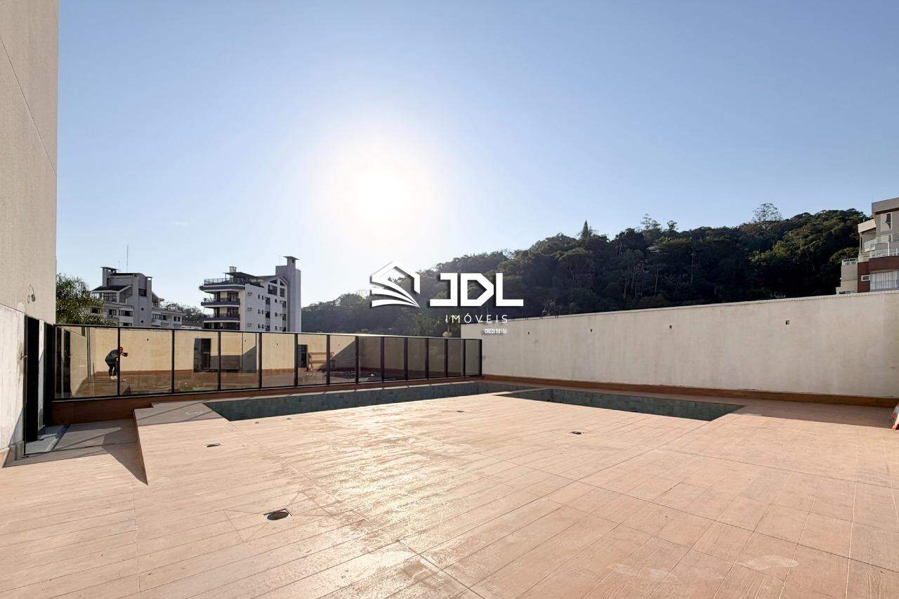 Apartamento à venda no bairro Ponta Aguda: 