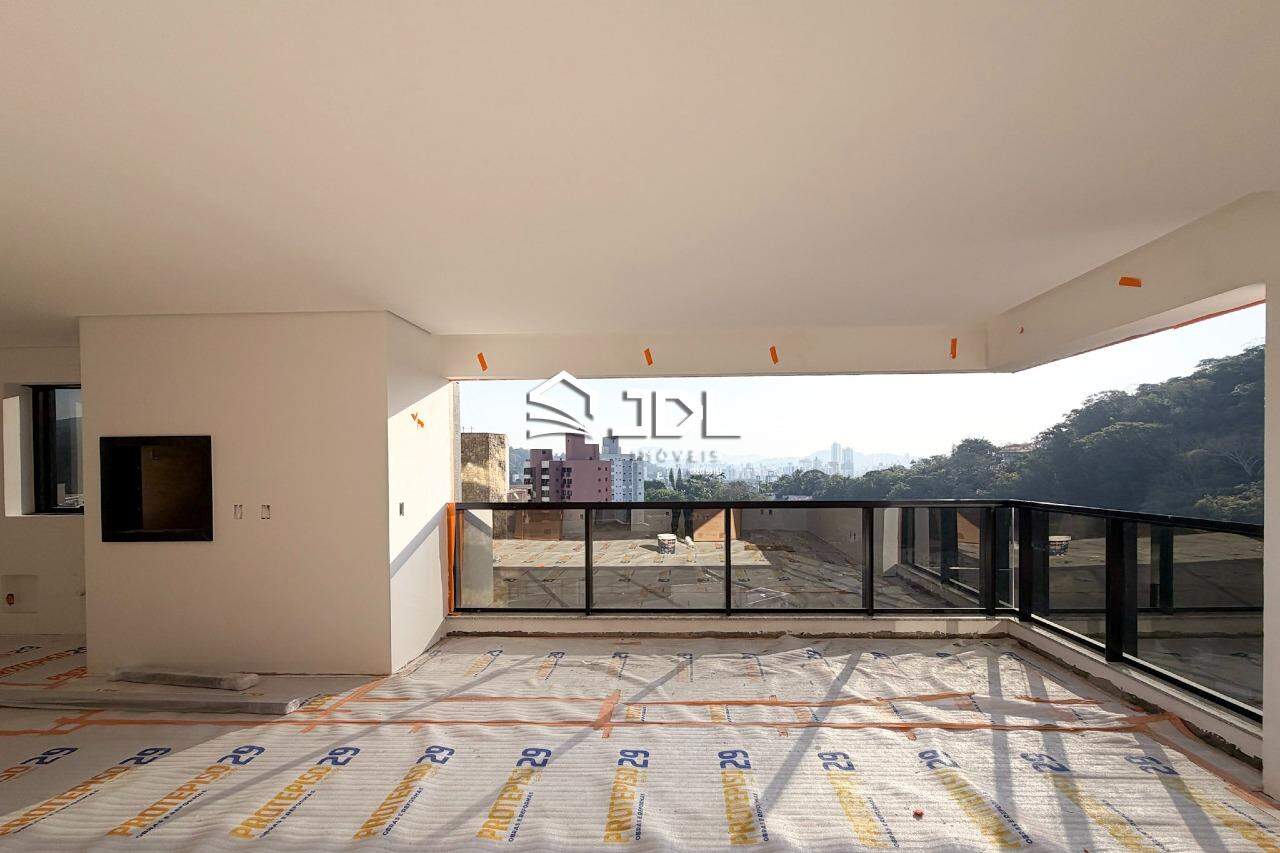 Apartamento à venda no bairro Ponta Aguda: 