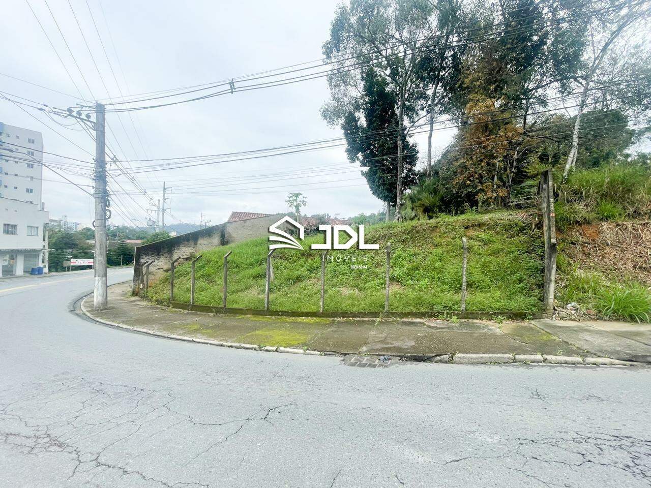 Terreno à venda no bairro Velha: 