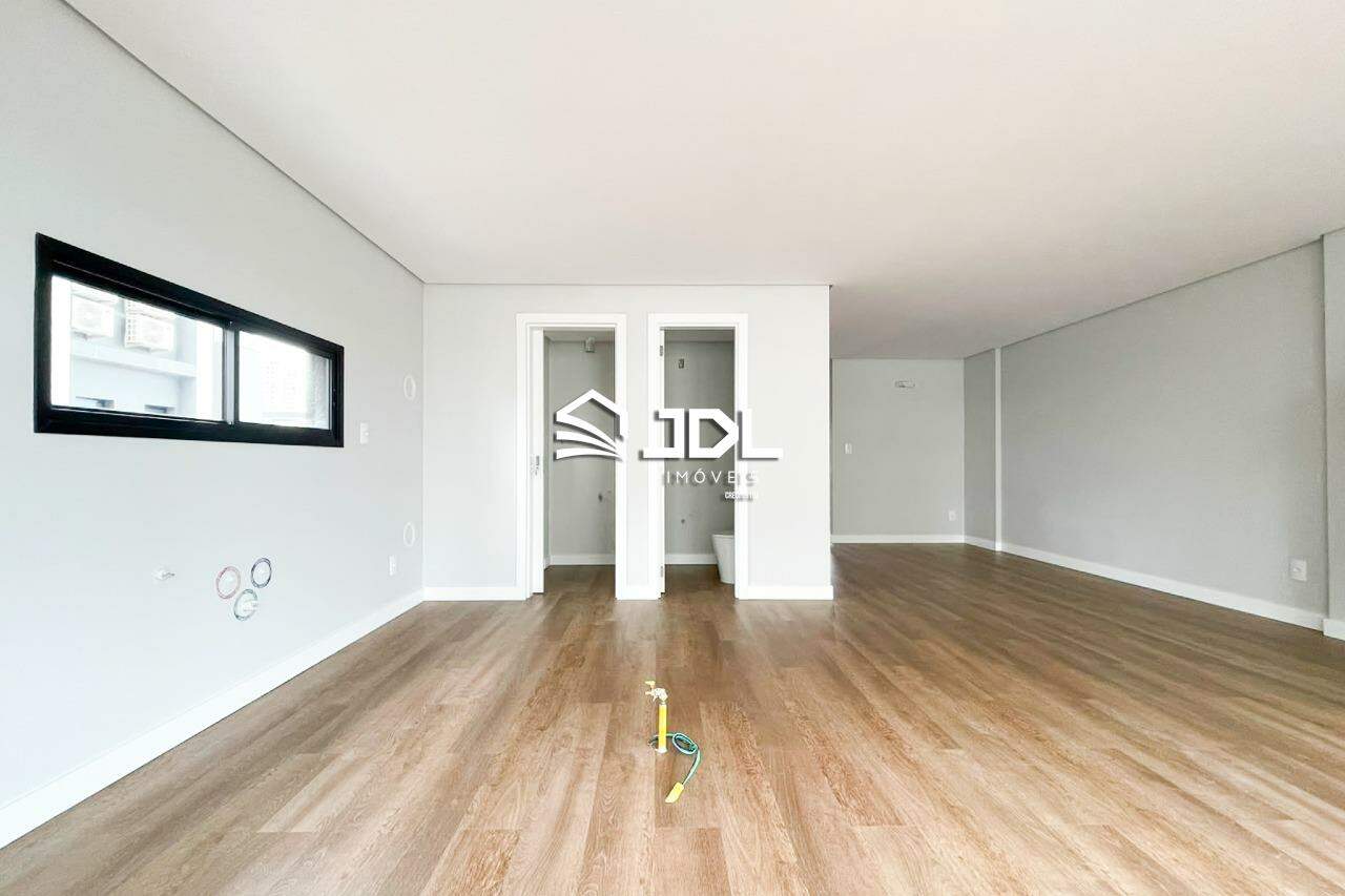 Apartamento à venda no bairro Itacolomi: 