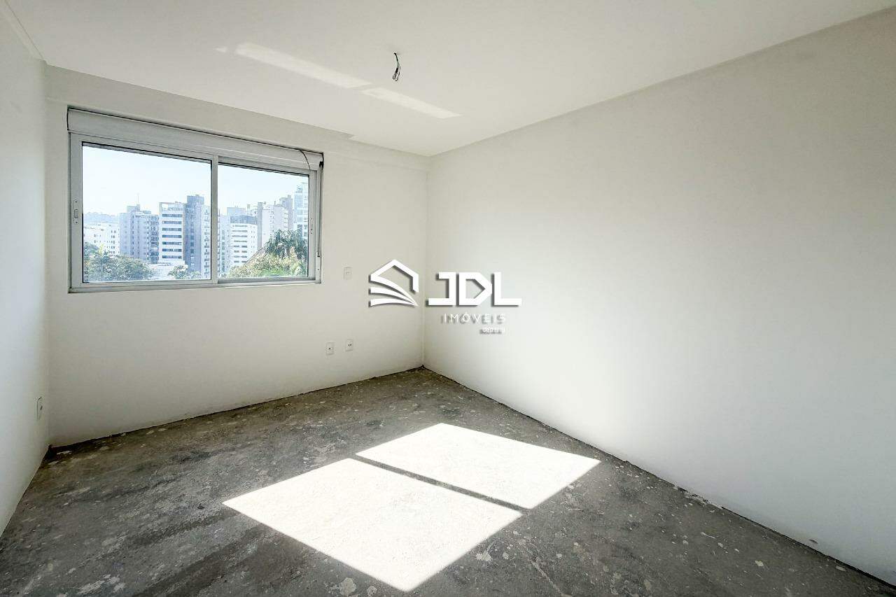 Apartamento à venda no bairro Bom Retiro: 