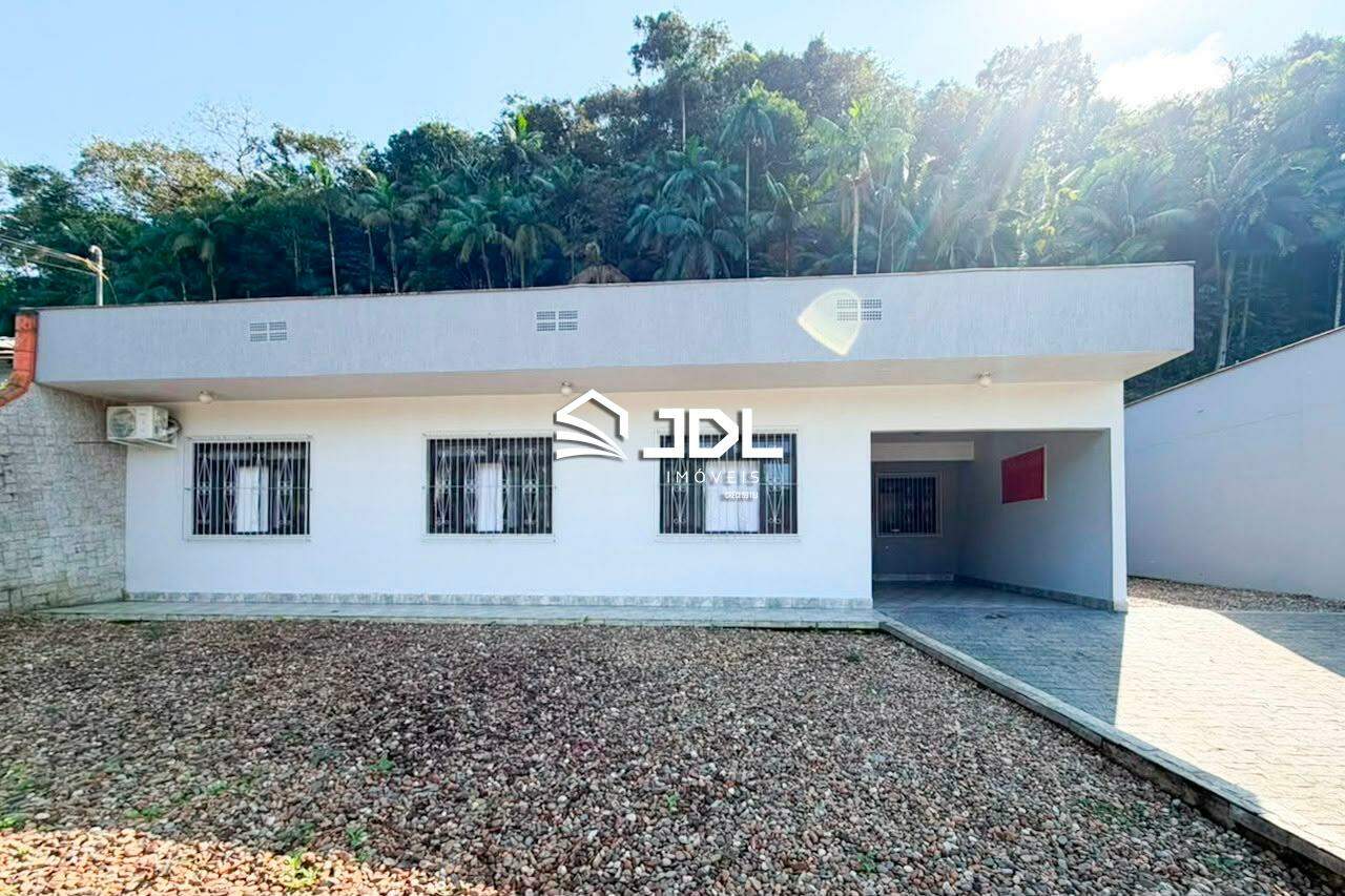 Casa à venda no bairro Itoupava Central: 