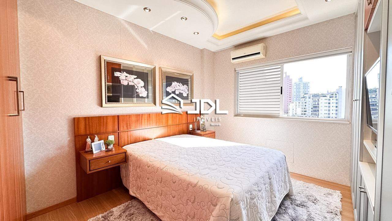 Apartamento à venda no bairro Ponta Aguda: 
