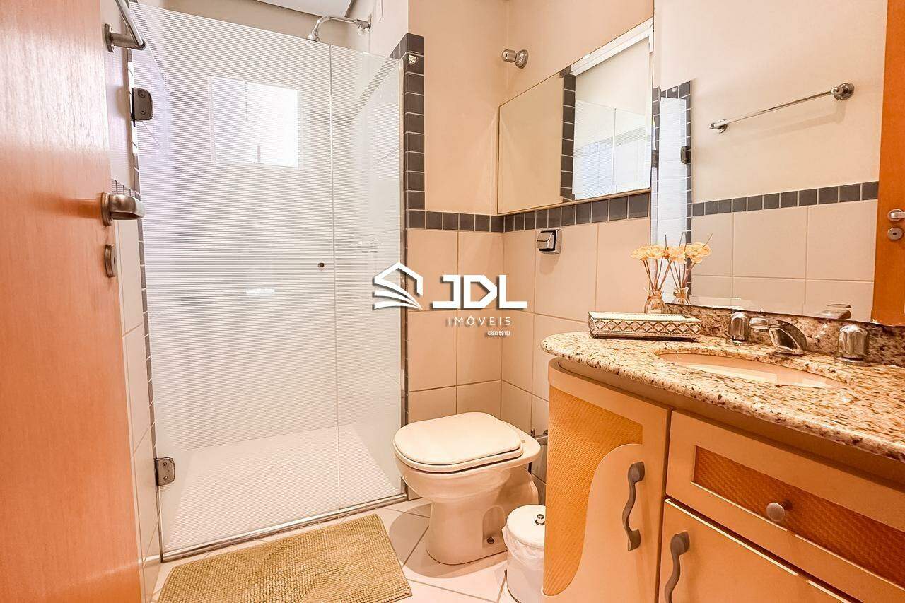 Apartamento à venda no bairro Ponta Aguda: 