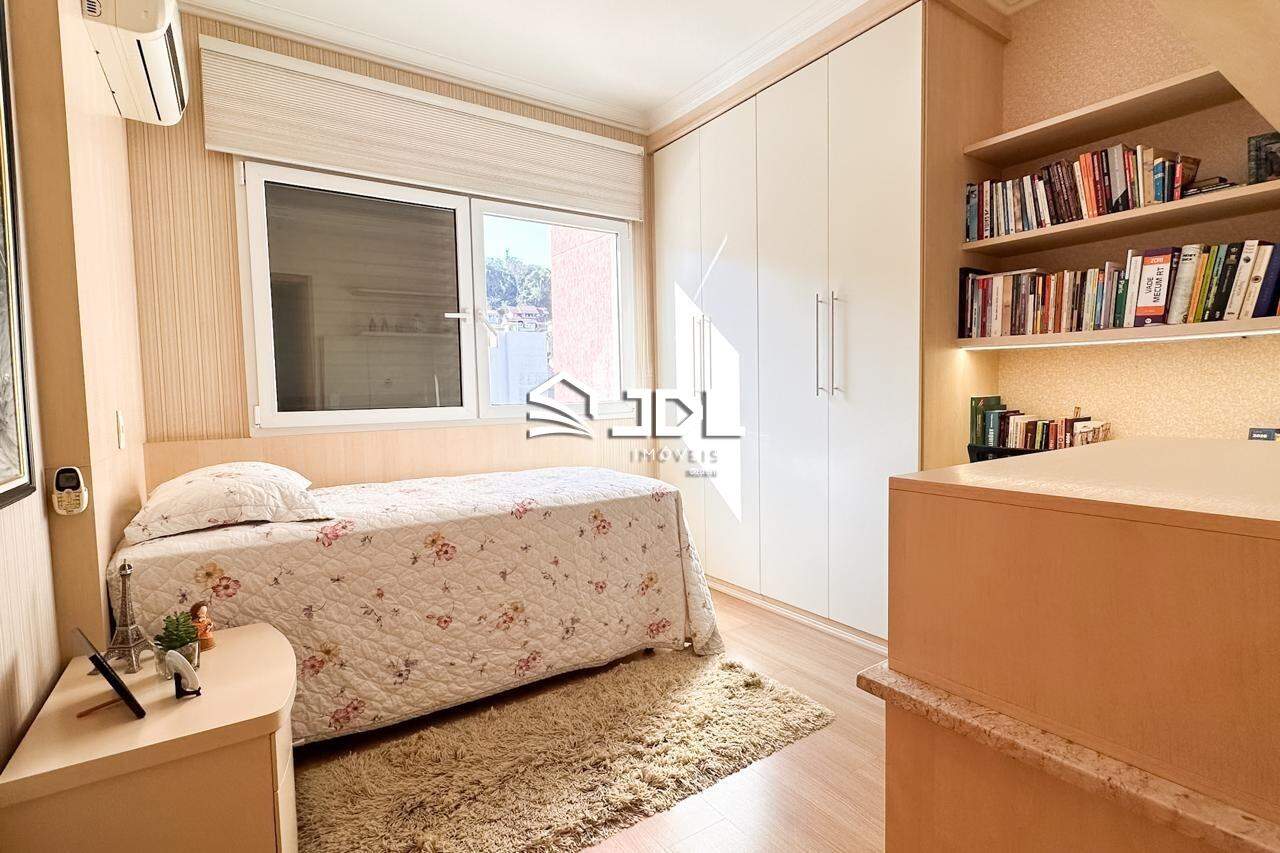 Apartamento à venda no bairro Ponta Aguda: 