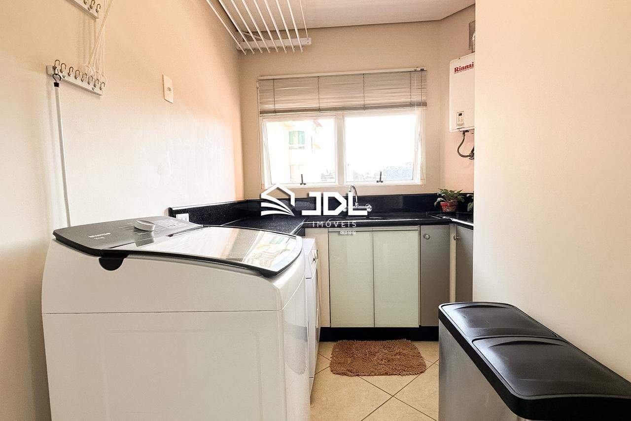 Apartamento à venda no bairro Ponta Aguda: 