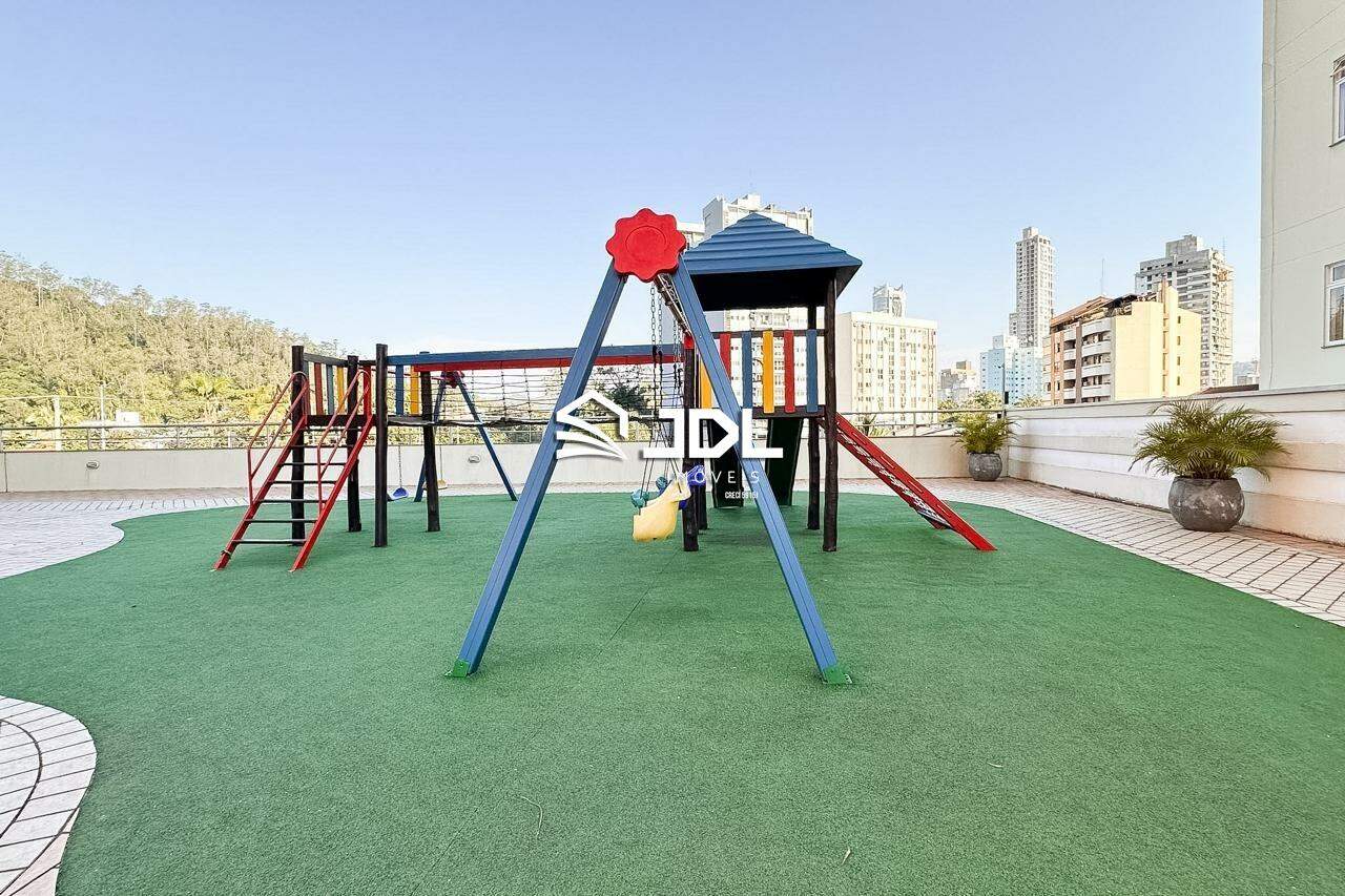 Apartamento à venda no bairro Ponta Aguda: 