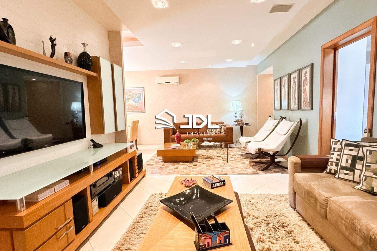 Apartamento à venda no bairro Ponta Aguda: 