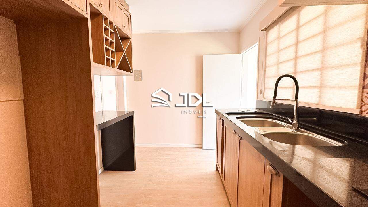 Apartamento à venda no bairro Água Verde: 