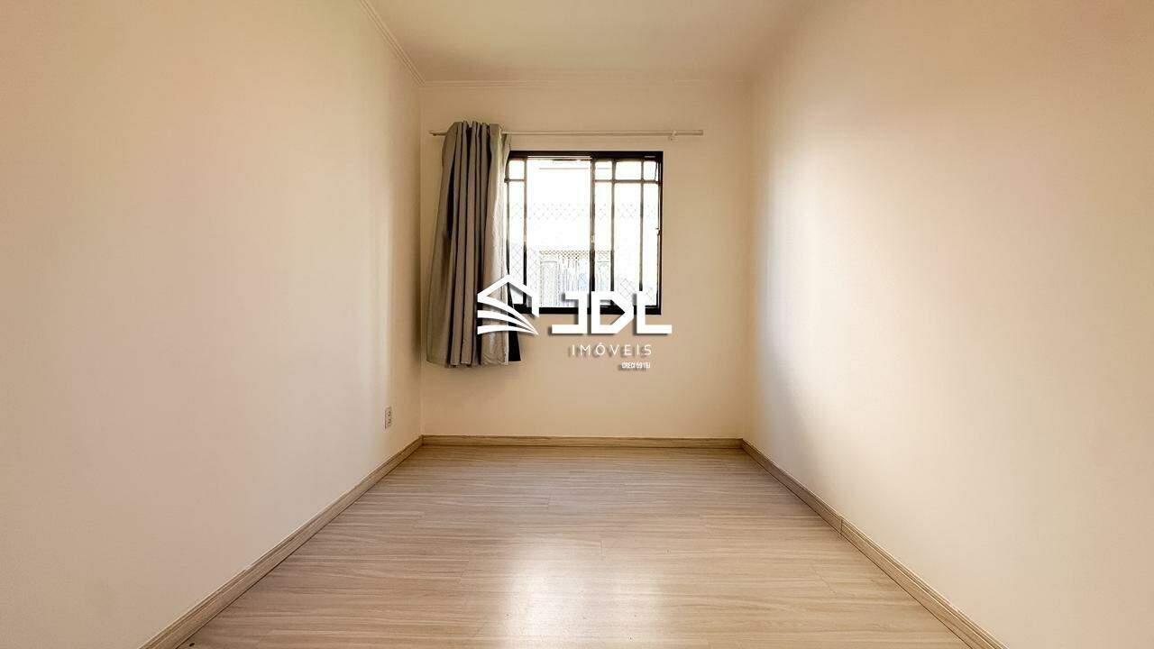 Apartamento à venda no bairro Água Verde: 