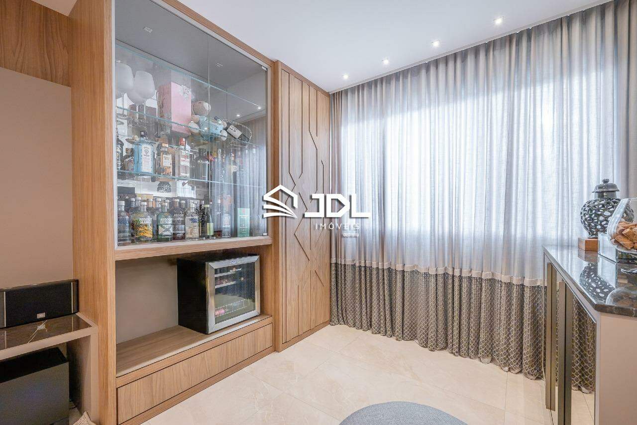 Apartamento à venda no bairro Vila Nova: 