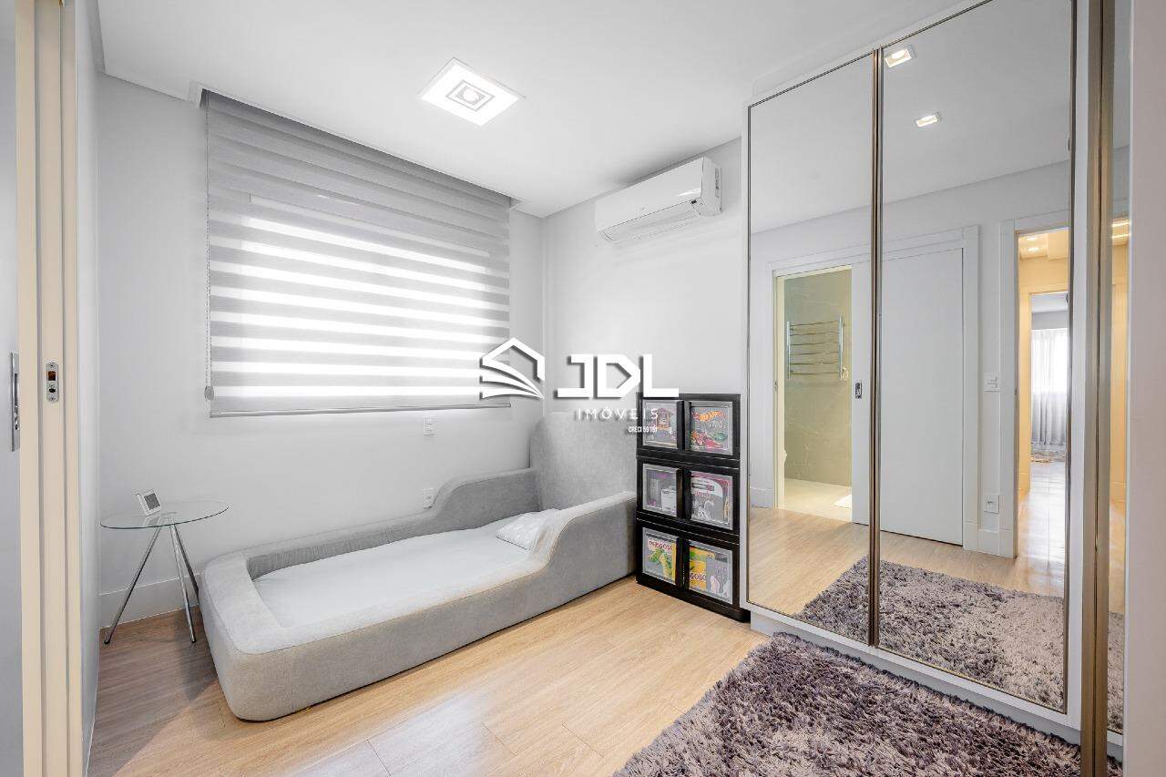 Apartamento à venda no bairro Vila Nova: 