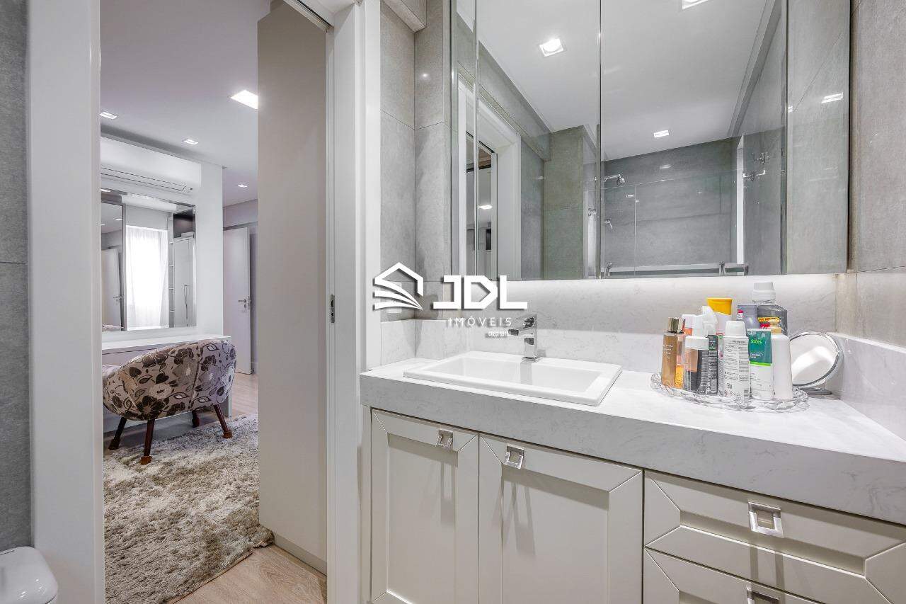Apartamento à venda no bairro Vila Nova: 