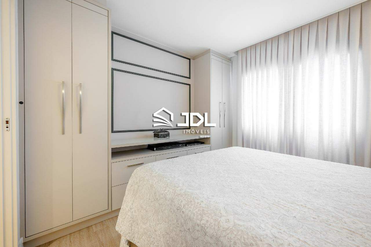 Apartamento à venda no bairro Vila Nova: 