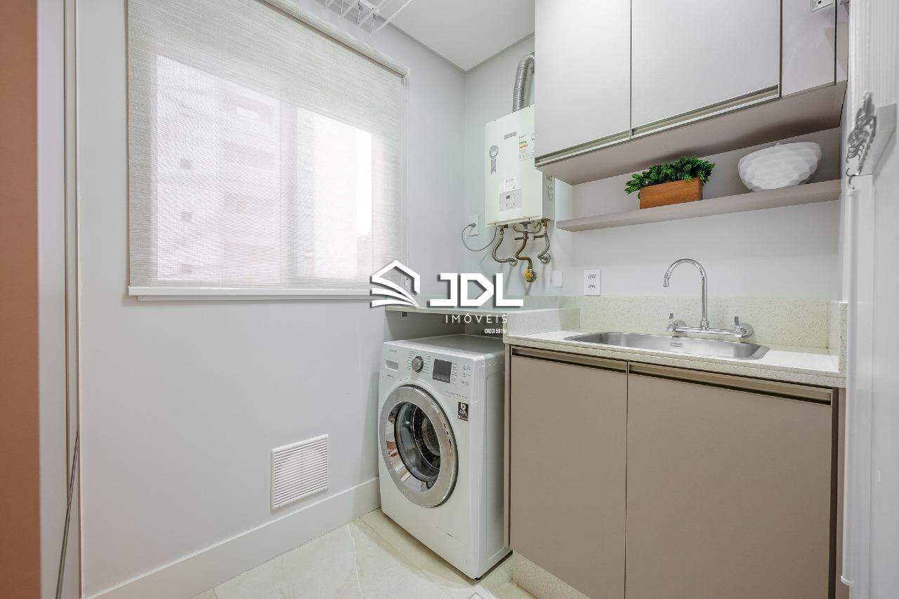 Apartamento à venda no bairro Vila Nova: 