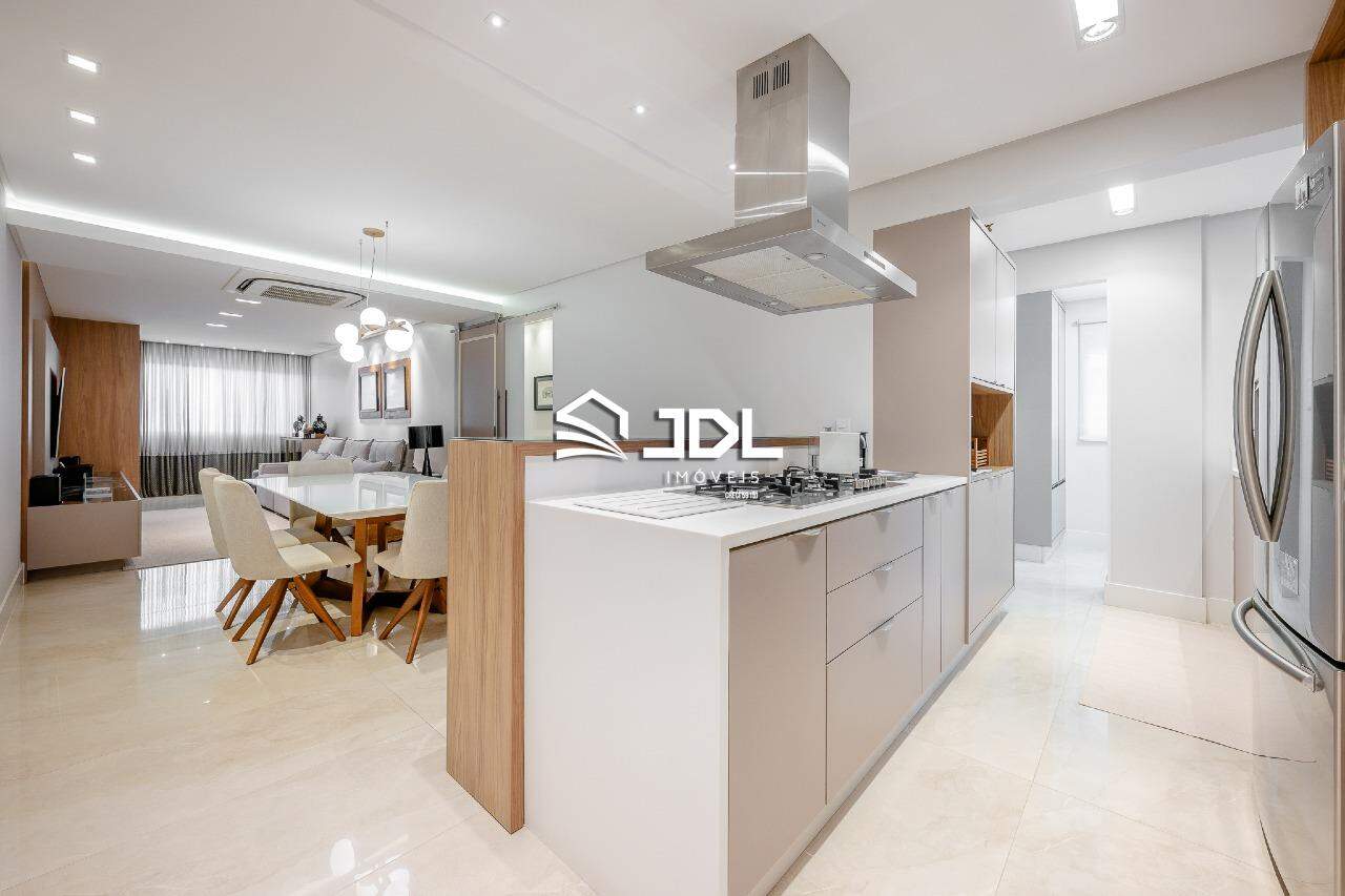 Apartamento à venda no bairro Vila Nova: 