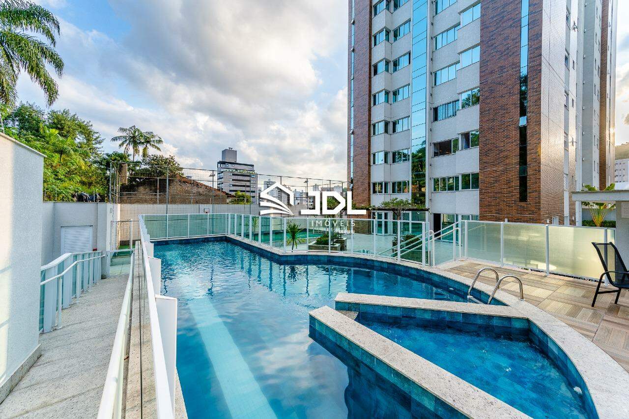 Apartamento à venda no bairro Vila Nova: 