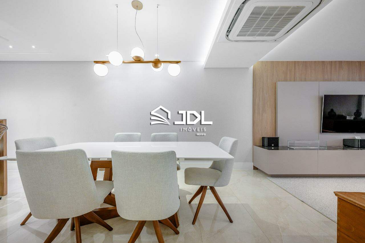 Apartamento à venda no bairro Vila Nova: 