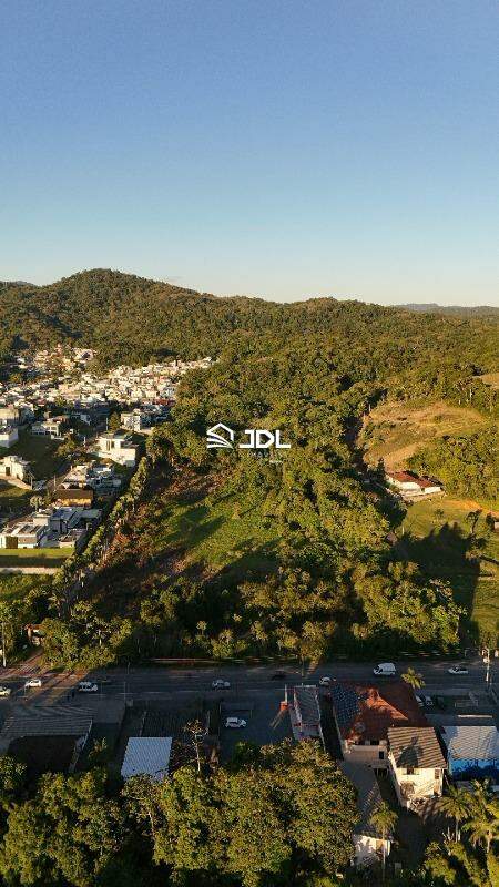 Terreno à venda no bairro Itoupava Central: 