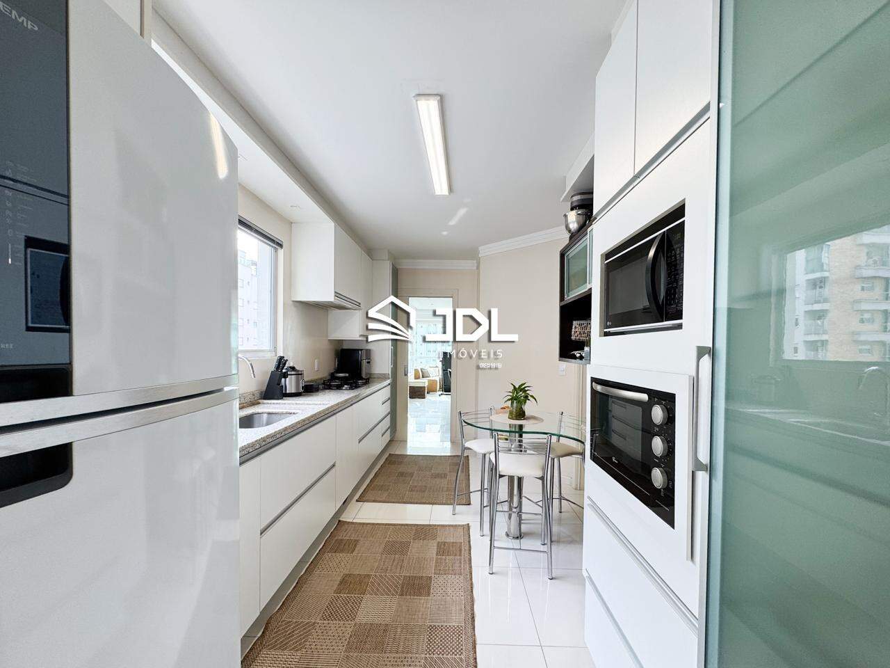 Apartamento à venda no bairro Victor Konder: 