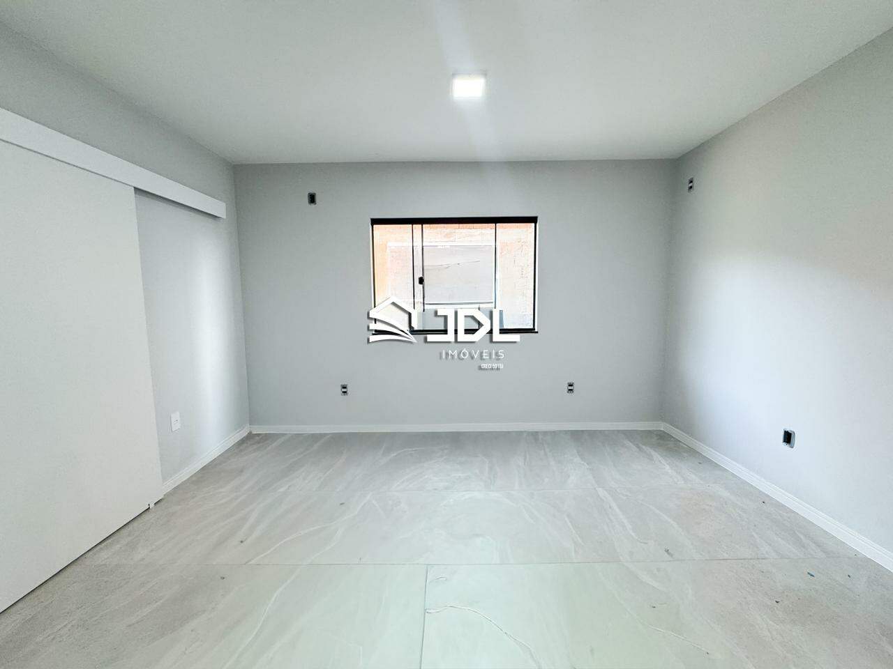 Casa à venda no bairro João Paulo II: 