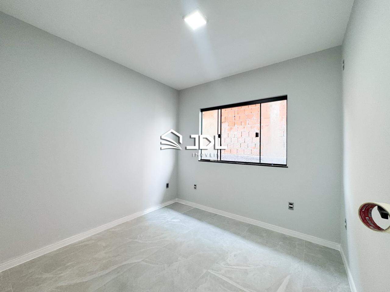 Casa à venda no bairro João Paulo II: 