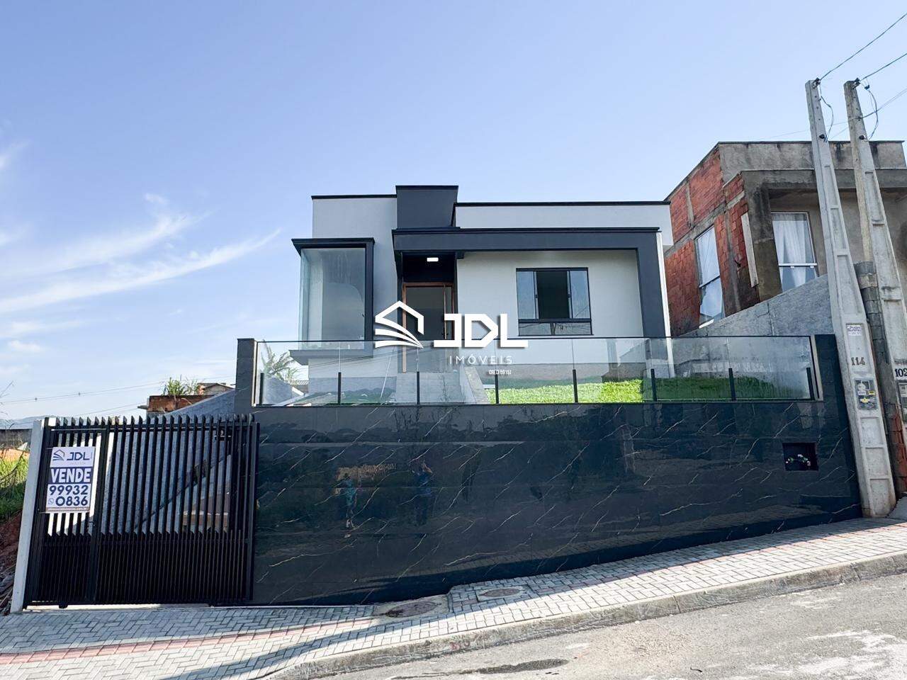 Casa à venda no bairro João Paulo II: 
