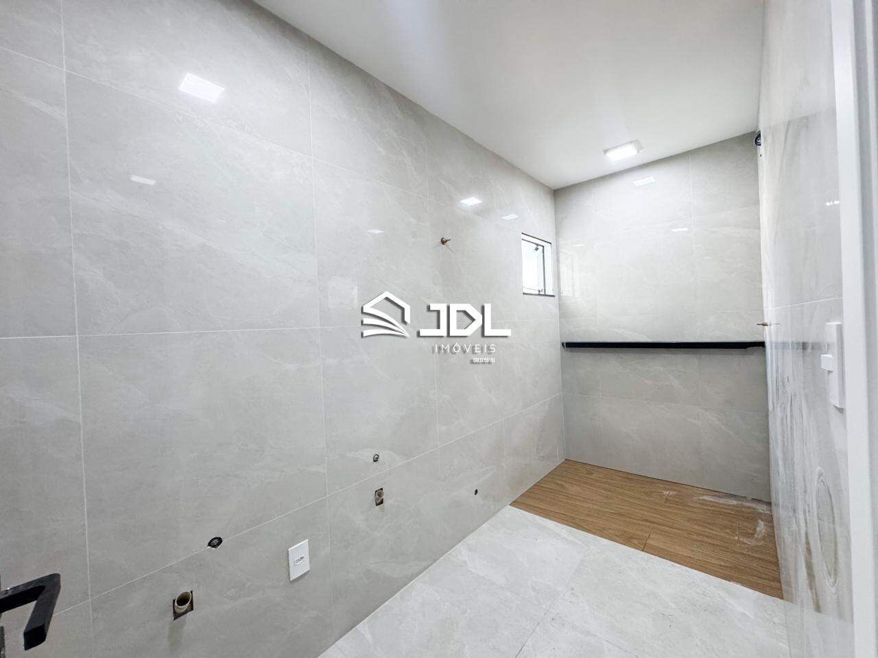 Casa à venda no bairro João Paulo II: 