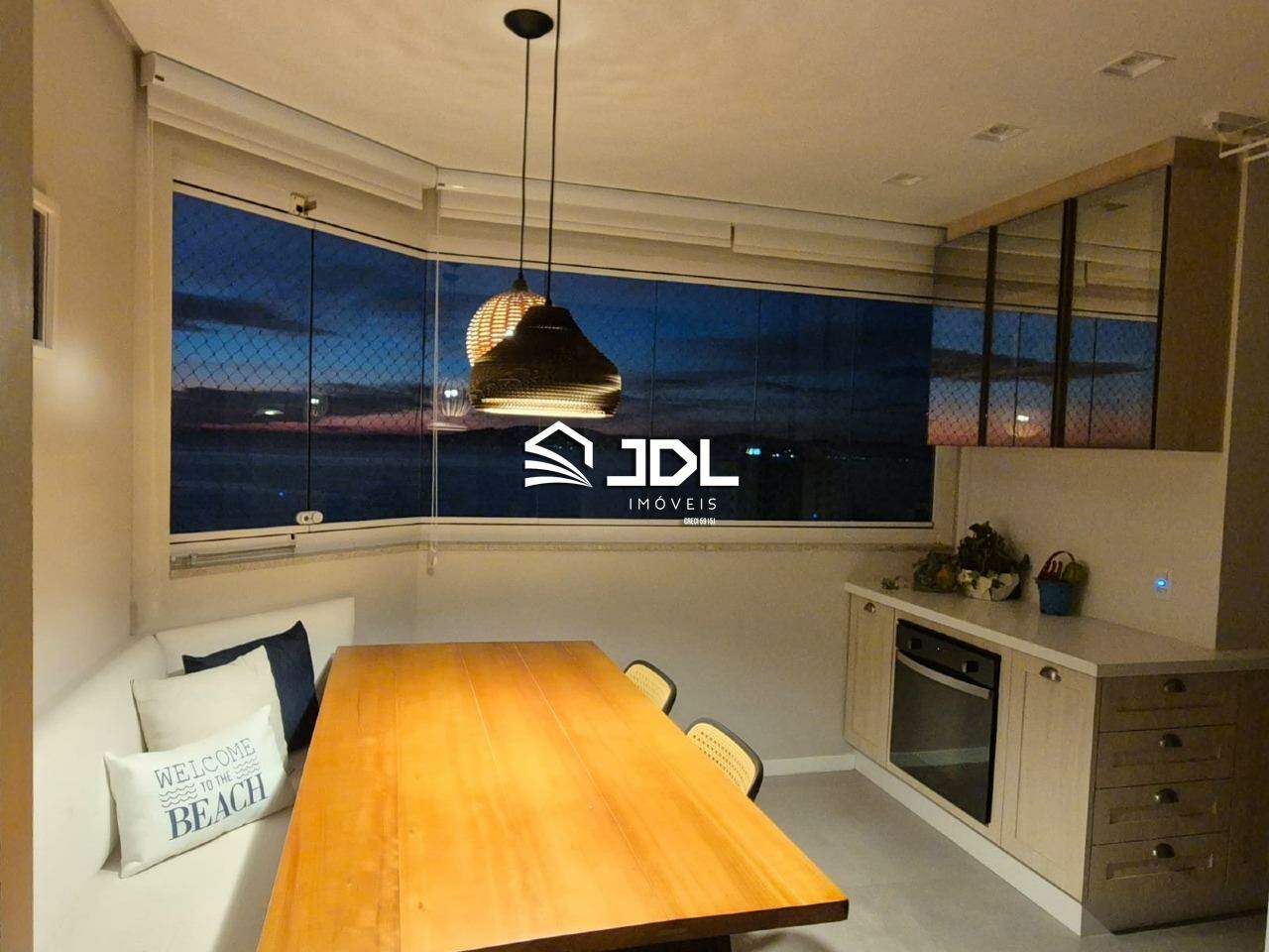 Apartamento à venda no bairro Tabuleiro dos Oliveiras: 