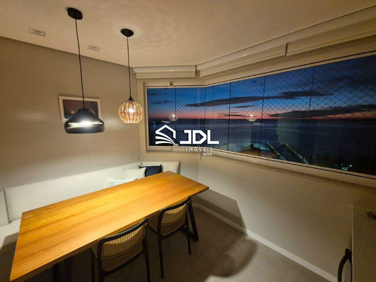 Apartamento à venda no bairro Tabuleiro dos Oliveiras: 