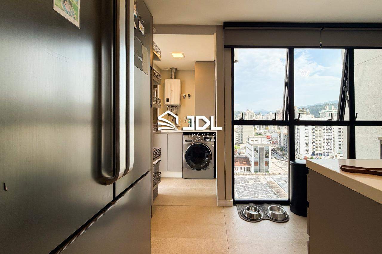 Apartamento à venda no bairro Centro: 