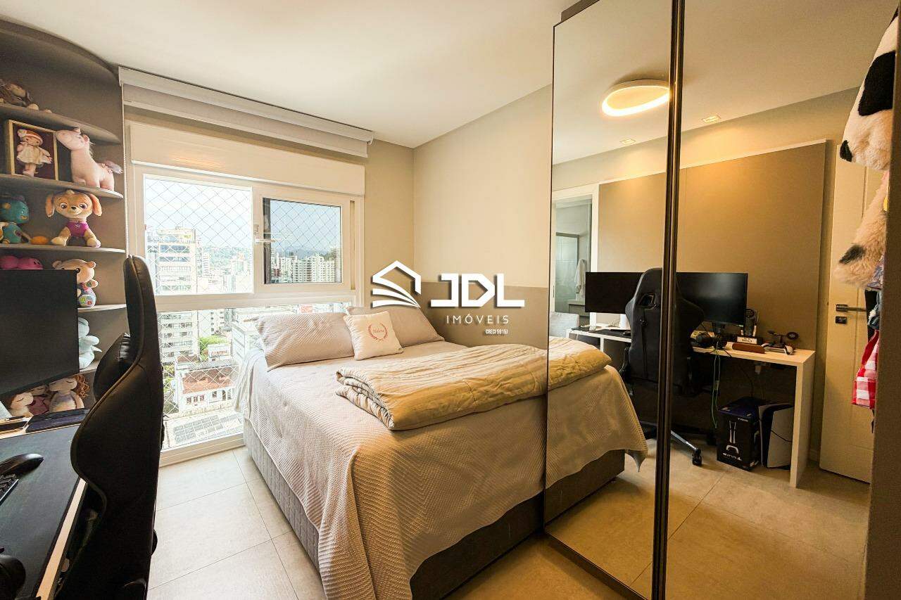 Apartamento à venda no bairro Centro: 