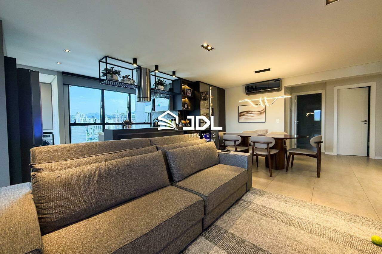 Apartamento à venda no bairro Centro: 