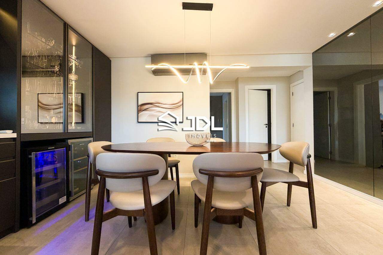 Apartamento à venda no bairro Centro: 
