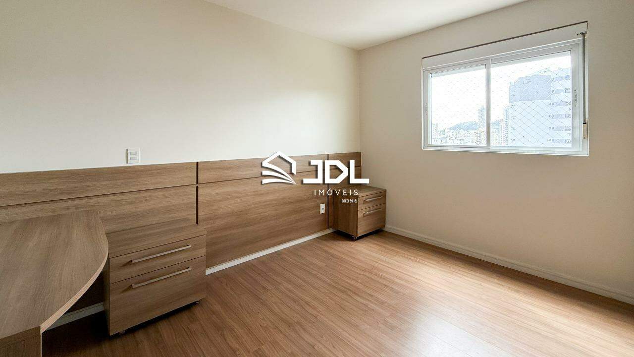 Apartamento à venda no bairro Jardim Blumenau: