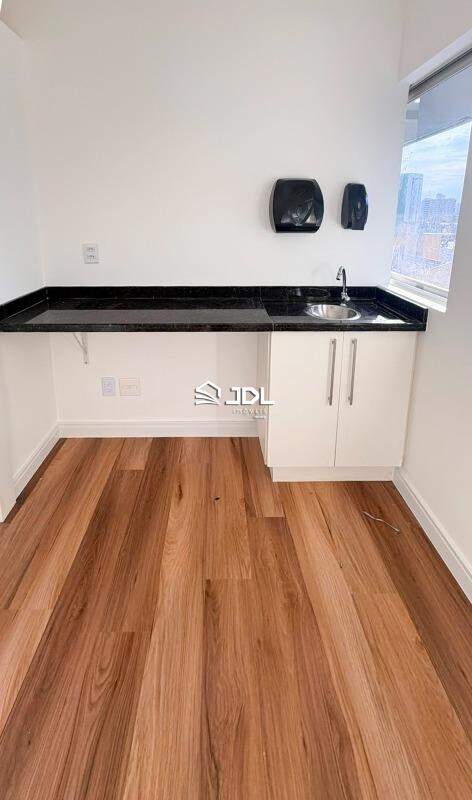 Sala à venda no bairro Garcia: 