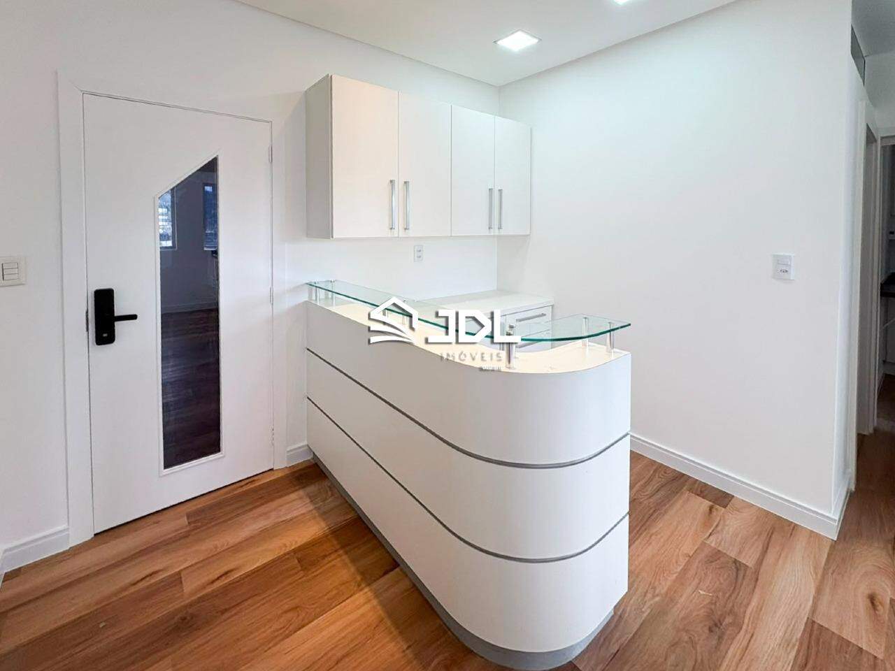 Sala à venda no bairro Garcia: 