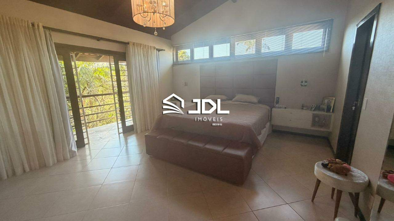 Casa à venda no bairro Bom Retiro: 