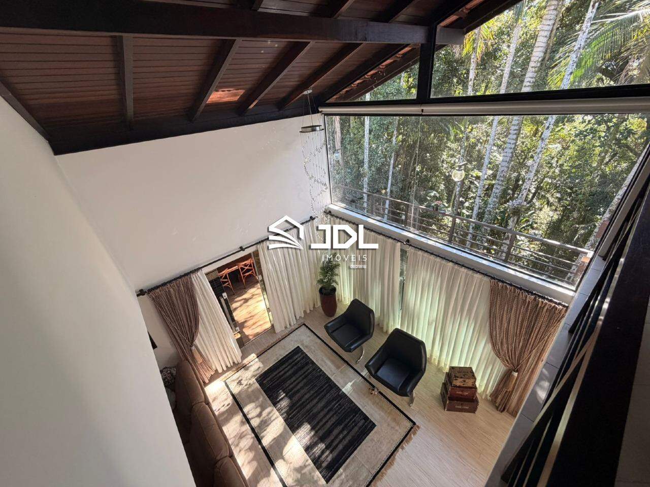 Casa à venda no bairro Bom Retiro: 