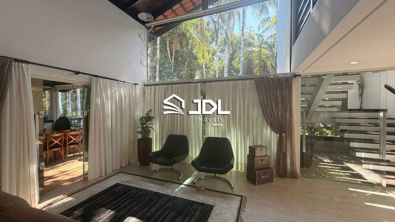 Casa à venda no bairro Bom Retiro: 