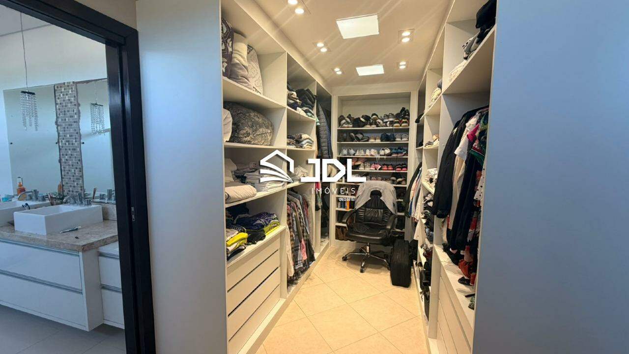 Casa à venda no bairro Bom Retiro: 