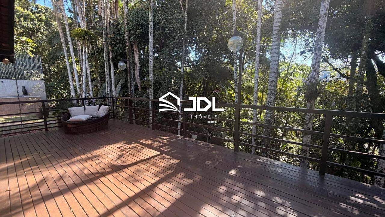 Casa à venda no bairro Bom Retiro: 